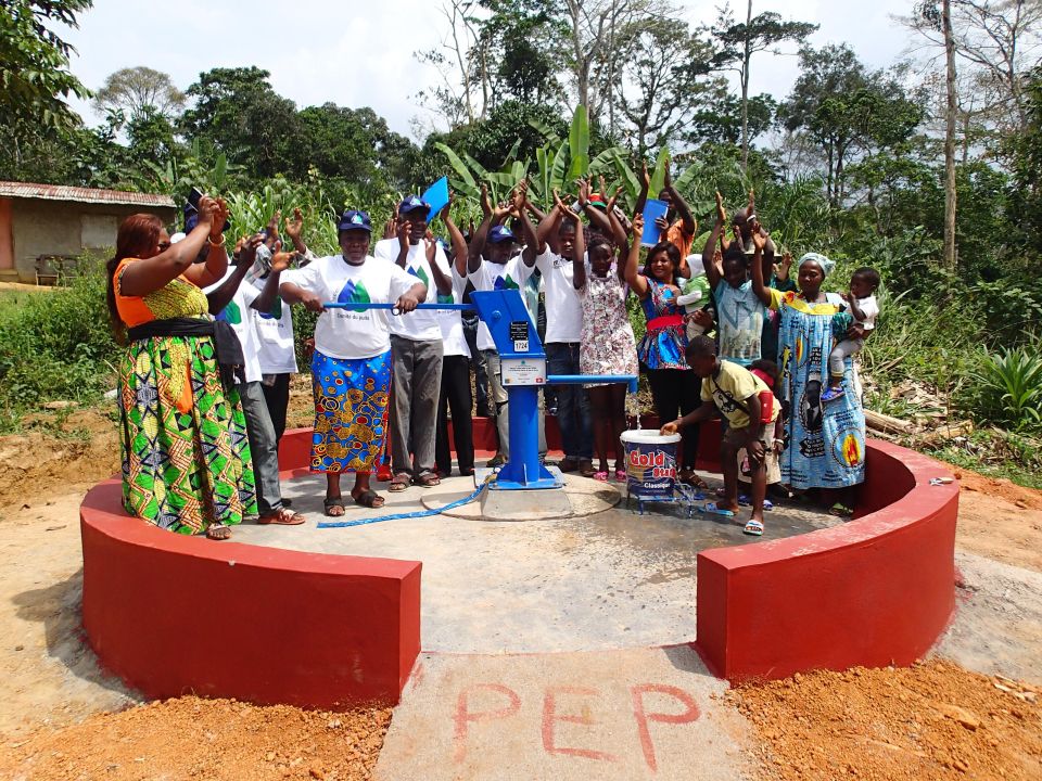 Brunnen in Kamerun